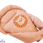 آغوشی نوزاد کرمی طرح شیر